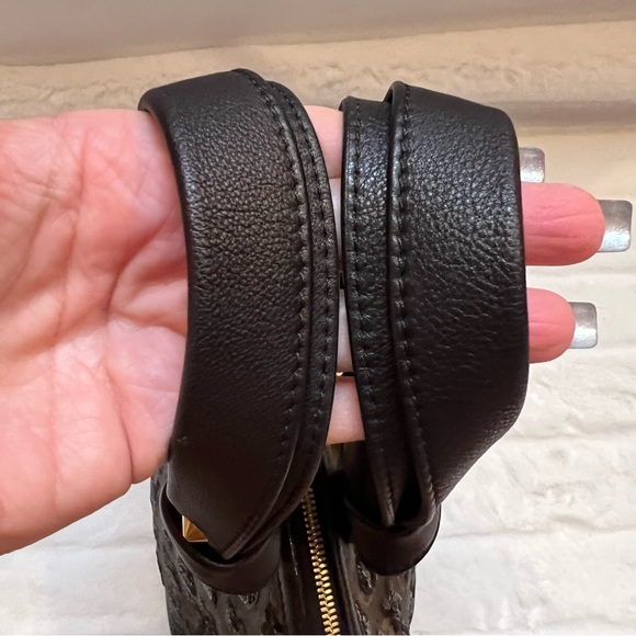 Louis Vuitton Alma Monogram Eclipse -- Black Sequin Monogram Print - Picture 9 of 16